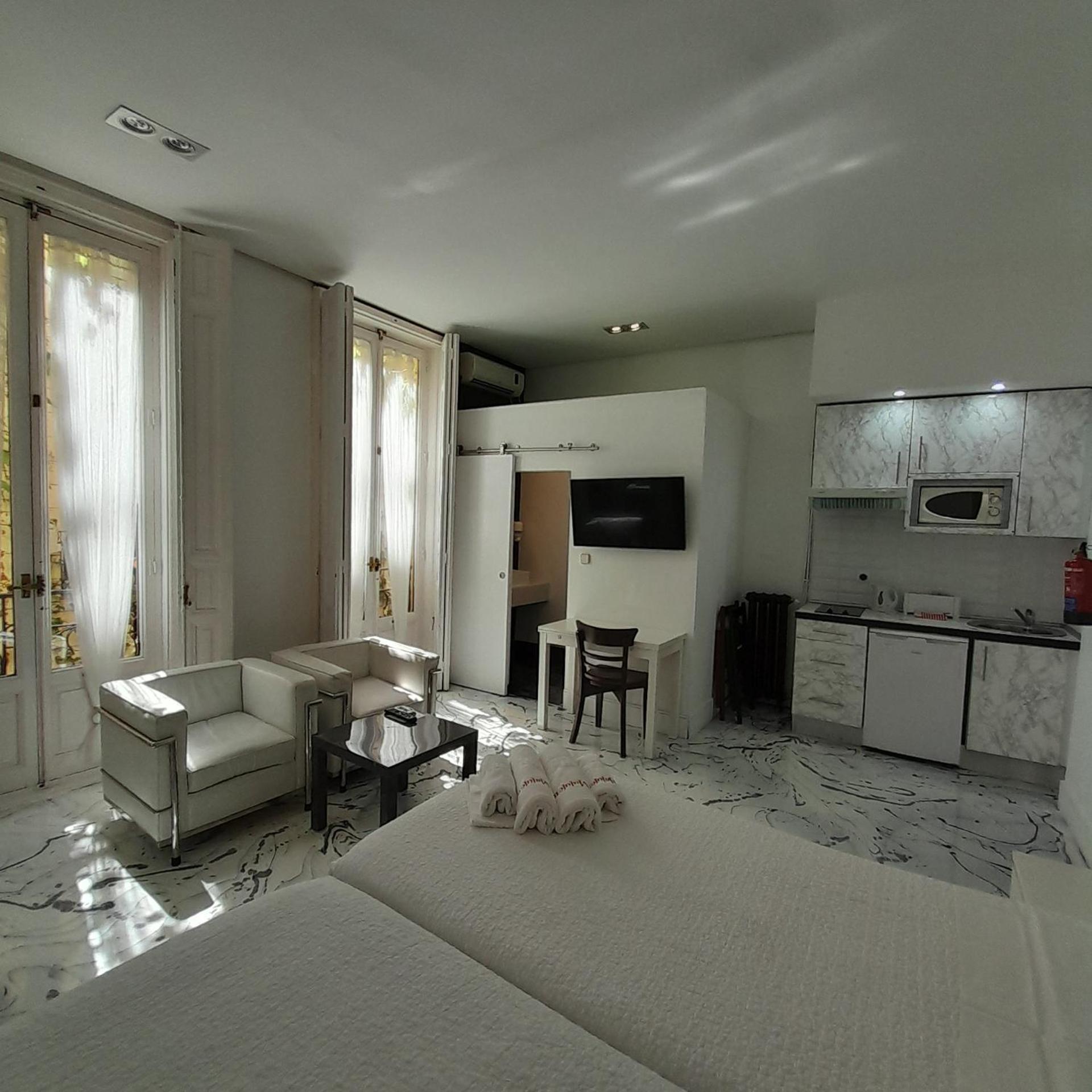 Apartamentos Matute 11 Мадрид Екстериор снимка